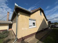 Eladó családi ház, Szorgalmatoson 29 M Ft, 3+2 szobás