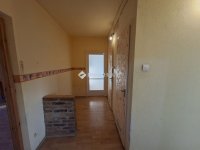 Eladó panellakás, Szegeden 54 M Ft, 4 szobás