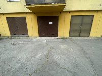 Eladó garázs, Miskolcon, Gesztenyés utcában 10 M Ft