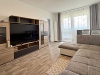 Eladó panellakás, Debrecenben 67.9 M Ft, 3 szobás