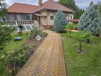 Eladó családi ház, Kecskeméten 269 M Ft, 6 szobás