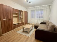 Kiadó panellakás, albérlet, Debrecenben 200 E Ft / hó, 3 szobás