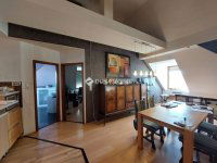 Eladó téglalakás, Baján 99.99 M Ft, 7 szobás