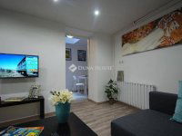 Eladó téglalakás, VI. kerületben 52.5 M Ft, 2 szobás