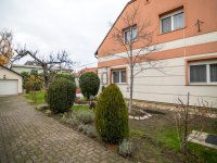 Eladó családi ház, XV. kerületben 194 M Ft, 6 szobás