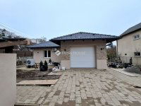 Eladó családi ház, XVI. kerületben 239 M Ft, 4 szobás