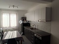 Eladó téglalakás, Kecskeméten 65 M Ft, 4 szobás