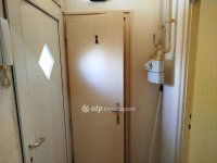 Eladó téglalakás, Pápán 26.6 M Ft, 1+1 szobás