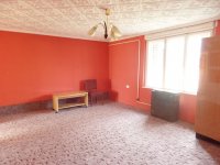 Eladó családi ház, Zsanán 8.7 M Ft, 2 szobás