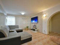 Eladó családi ház, XVI. kerületben 280 M Ft, 6 szobás