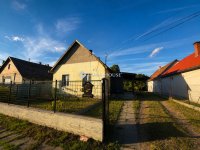 Eladó családi ház, Farmoson 37.427 M Ft, 3 szobás