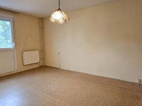 Eladó panellakás, Pécsett 36.99 M Ft, 2 szobás