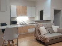 Eladó téglalakás, Pécsett 57.5 M Ft, 3 szobás