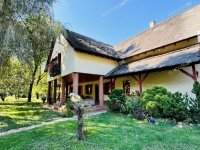 Eladó családi ház, Ballószögön 399 M Ft, 7 szobás