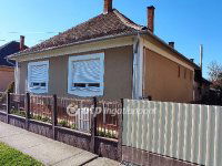 Eladó családi ház, Polgáron 32.9 M Ft, 3 szobás