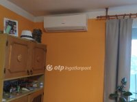 Eladó panellakás, Pécsett 46 M Ft, 1+1 szobás