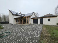 Eladó családi ház