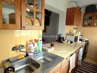 Eladó családi ház, Pécsett 32.3 M Ft, 2 szobás