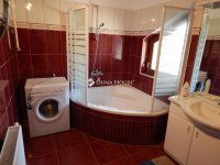 Eladó családi ház, Kecskeméten 115 M Ft, 6 szobás