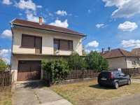 Eladó családi ház, Szentmártonkátán 59.99 M Ft, 6 szobás