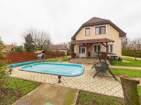 Eladó családi ház, XVII. kerületben 210 M Ft, 6 szobás