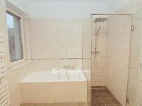 Eladó téglalakás, Zamárdiban 184.7 M Ft, 3 szobás