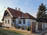 Eladó családi ház, Tárnokon 268 M Ft, 5 szobás