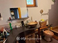 Eladó családi ház, Velencén 45.9 M Ft, 2 szobás