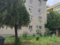 Eladó téglalakás, Szolnokon 33.9 M Ft, 2 szobás