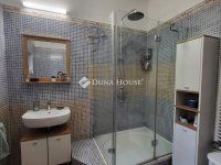 Eladó családi ház, Szegeden 210 M Ft, 6 szobás