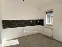 Eladó téglalakás, Siófokon 73 M Ft, 2+1 szobás