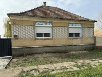 Eladó családi ház, Rábatamásin 28.9 M Ft, 2 szobás