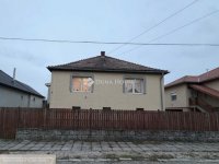 Eladó családi ház, Esztergomban 85 M Ft, 3+1 szobás