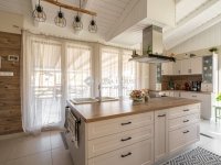 Eladó családi ház, Kecskeméten 185 M Ft, 7 szobás