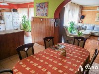 Eladó családi ház, Ürömön 138 M Ft, 4 szobás