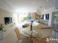 Eladó családi ház, Hévízen 245 M Ft, 5 szobás