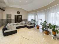 Eladó családi ház, Kecskeméten 119.8 M Ft, 5 szobás