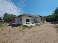 Eladó családi ház, Gödön 149.9 M Ft, 5 szobás
