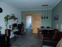 Eladó panellakás, Tatabányán 51.2 M Ft, 3 szobás