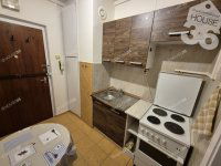 Eladó panellakás, Kecskeméten 39.5 M Ft, 1 szobás