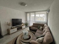 Eladó téglalakás, Pécsett 59.9 M Ft, 3 szobás