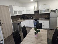 Eladó családi ház, Kecskeméten 56 M Ft, 4 szobás