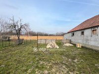 Eladó családi ház, Adásztevelen 32.9 M Ft, 2 szobás