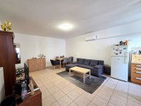 Kiadó téglalakás, albérlet