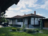 Eladó családi ház