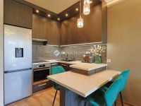 Eladó téglalakás, III. kerületben 121.99 M Ft, 2 szobás