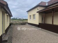 Eladó családi ház, Csanyteleken 39.9 M Ft, 3+1 szobás