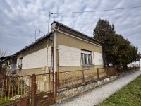 Eladó családi ház, Szabadszentkirályon 19.9 M Ft, 3 szobás