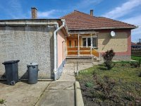 Eladó családi ház, Sarkadon 18.5 M Ft, 3 szobás