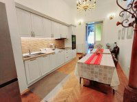 Eladó téglalakás, V. kerületben 208.407 M Ft, 4 szobás